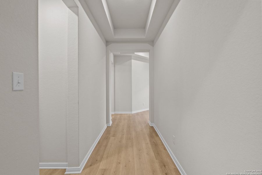 Spacious, unfurnished interior of a new home in Veramendi, New Braunfels (Image 26).
