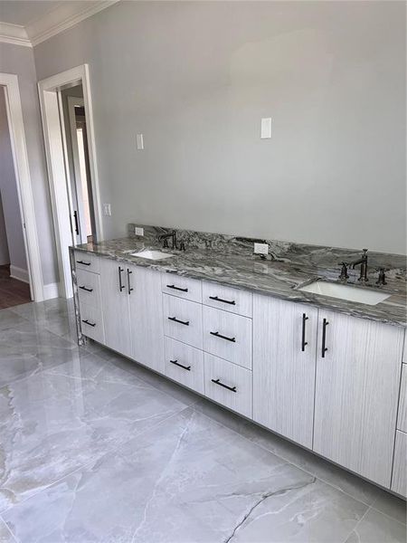 Furnished interior view inside a new home in , Tampa (Image 5).