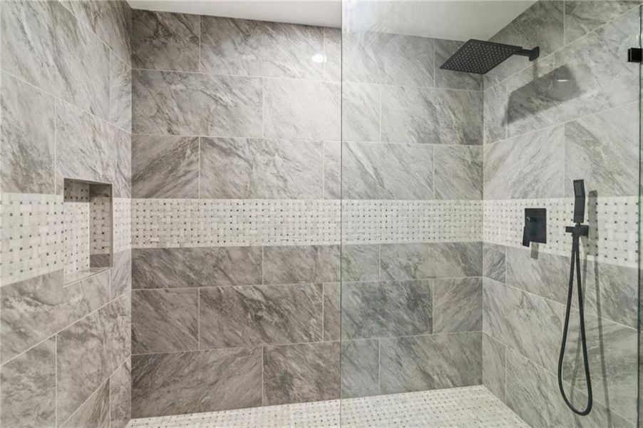 Image 27 of a home in .