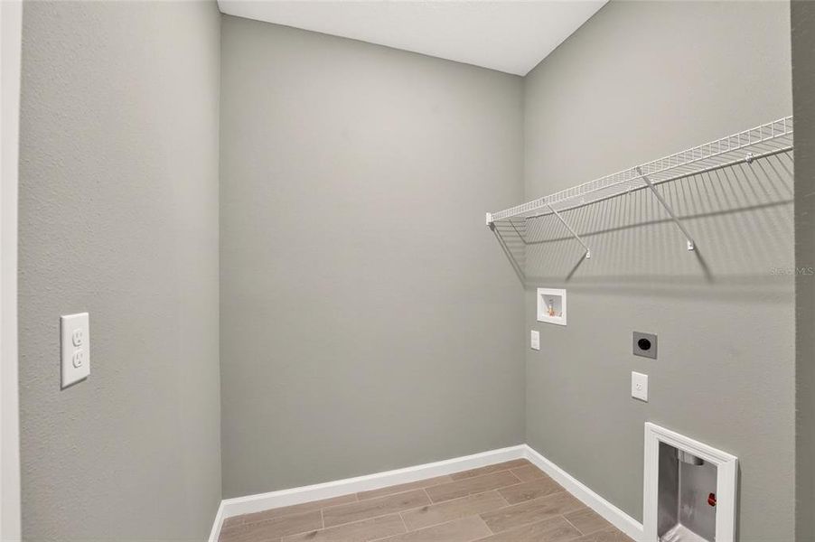 Spacious, unfurnished interior of a new home in , Alachua (Image 50). Spacious, unfurnished interior of a new home in , Alachua (Image 50).