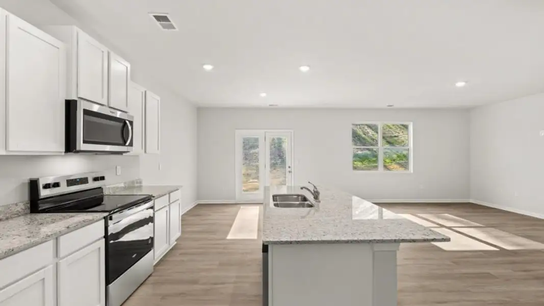Furnished interior view inside a new home in Oconee Overlook, Gainesville (Image 8).