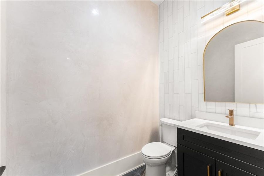 Image 56 of a home in .