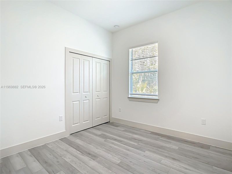 Spacious, unfurnished interior of a new home in , Port Charlotte (Image 35).