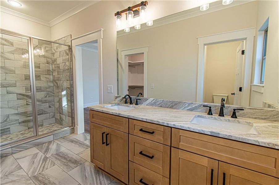 Furnished interior view inside a new home in , Jasper (Image 18).