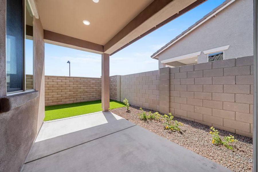 Backyard Covered Patio | Terraza | Mira Vista at Victory in Buckeye, AZ by Landsea Homes
