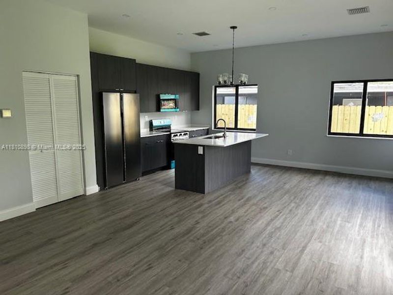 Furnished interior view inside a new home in , Fort Lauderdale (Image 10).