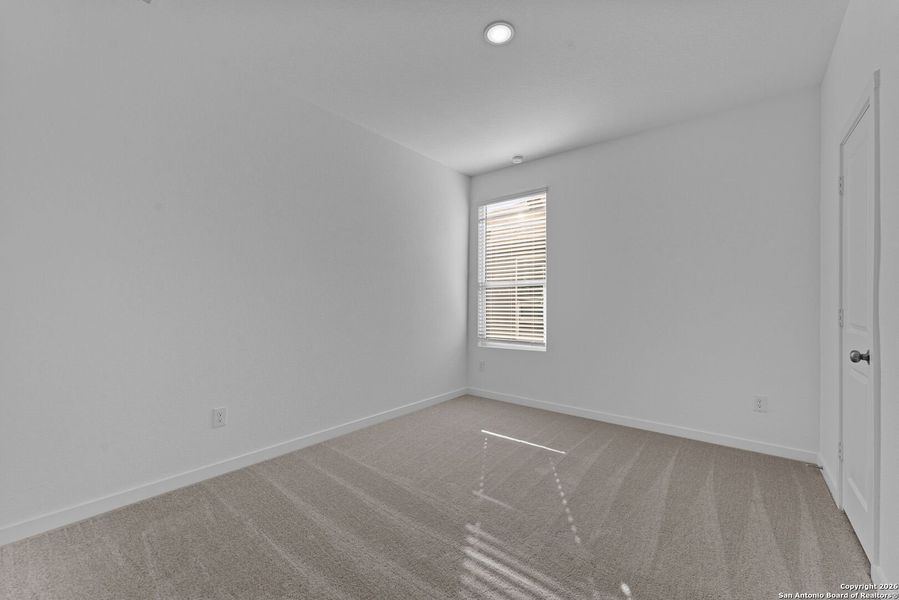 Spacious, unfurnished interior of a new home in , New Braunfels (Image 29).