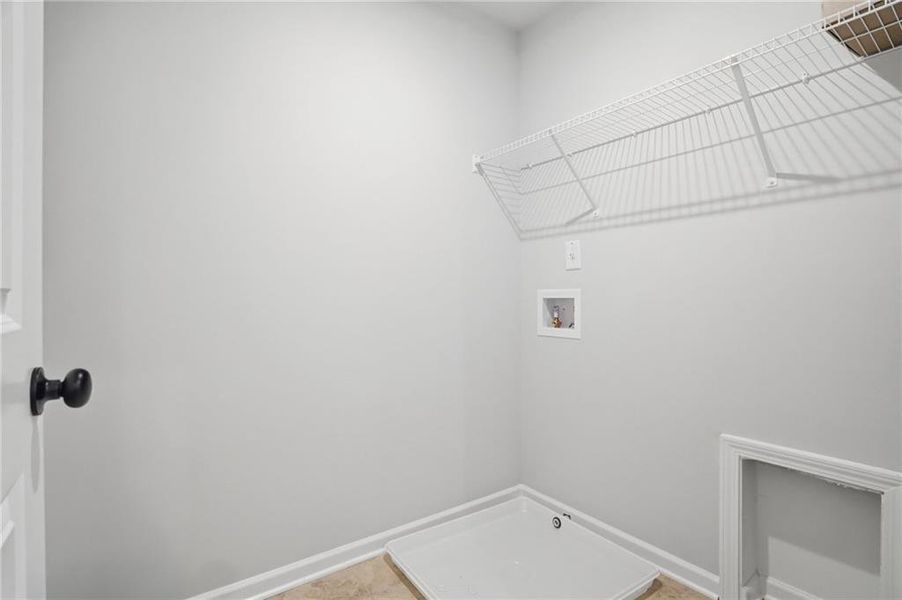 Spacious, unfurnished interior of a new home in Berkeley Mill, Cumming (Image 34).