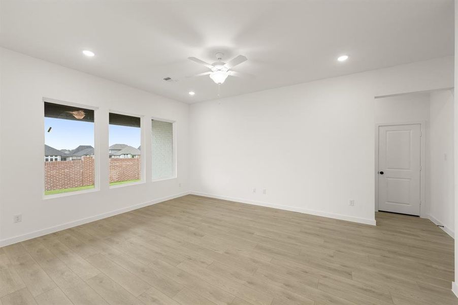 716 Tyronza- Living Room-3