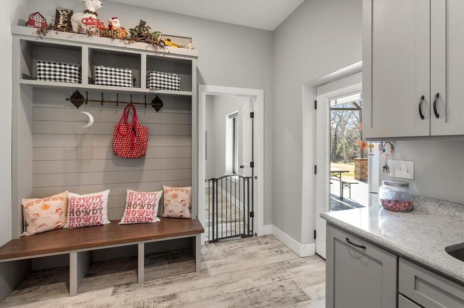 Furnished interior view inside a new home in , Mabank (Image 11).