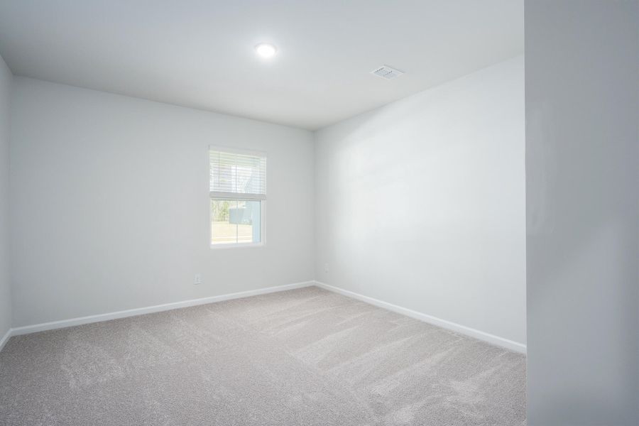 Spacious, unfurnished interior of a new home in Bradford Pointe, Summerville (Image 16). Spacious, unfurnished interior of a new home in Bradford Pointe, Summerville (Image 16).