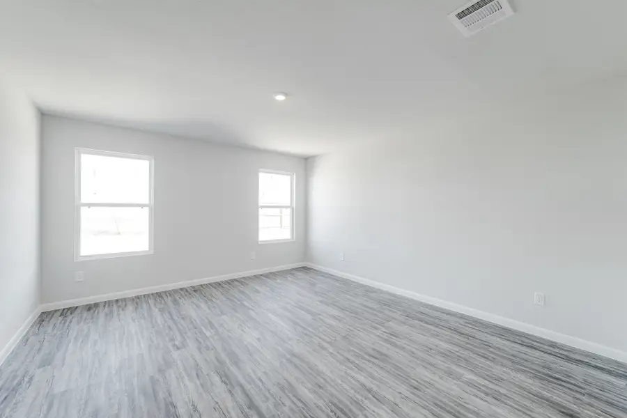 Spacious, unfurnished interior of a new home in Walnut Hills, La Grange (Image 26). Spacious, unfurnished interior of a new home in Walnut Hills, La Grange (Image 26).