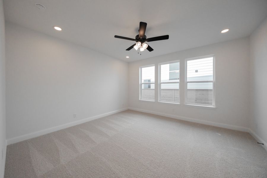 Spacious, unfurnished interior of a new home in Treeline, Justin (Image 16).