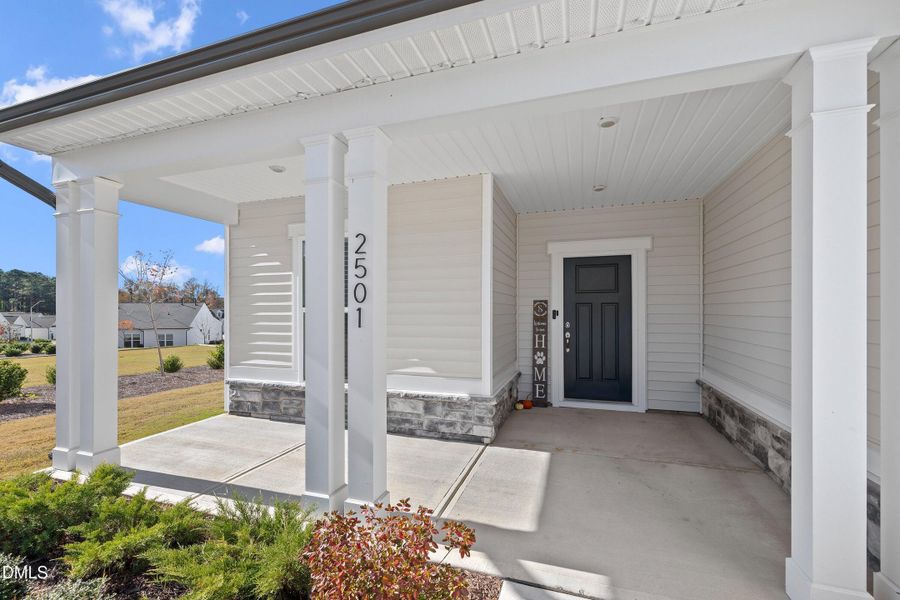 06-2501 Friars Head _9562