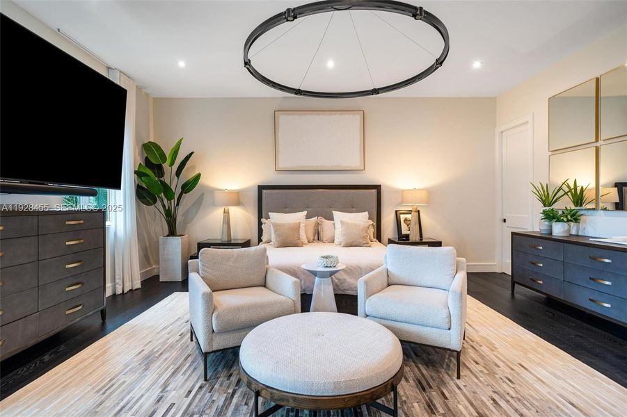 Furnished interior view inside a new home in , Pinecrest (Image 64). Furnished interior view inside a new home in , Pinecrest (Image 64).