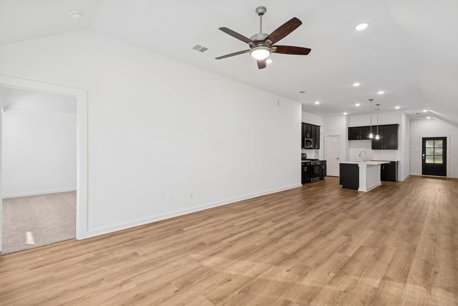 Spacious, unfurnished interior of a new home in Pinewood at Grand Texas, New Caney (Image 12).