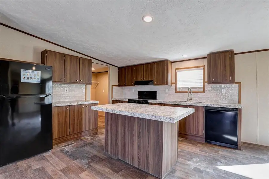 Furnished interior view inside a new home in , Newark (Image 5).