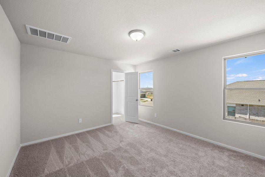 Spacious, unfurnished interior of a new home in Creekhaven, Rosharon (Image 19). Spacious, unfurnished interior of a new home in Creekhaven, Rosharon (Image 19).