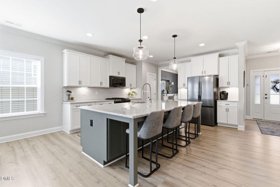 15-web-or-mls-DSC00790 15-web-or-mls-DSC00790