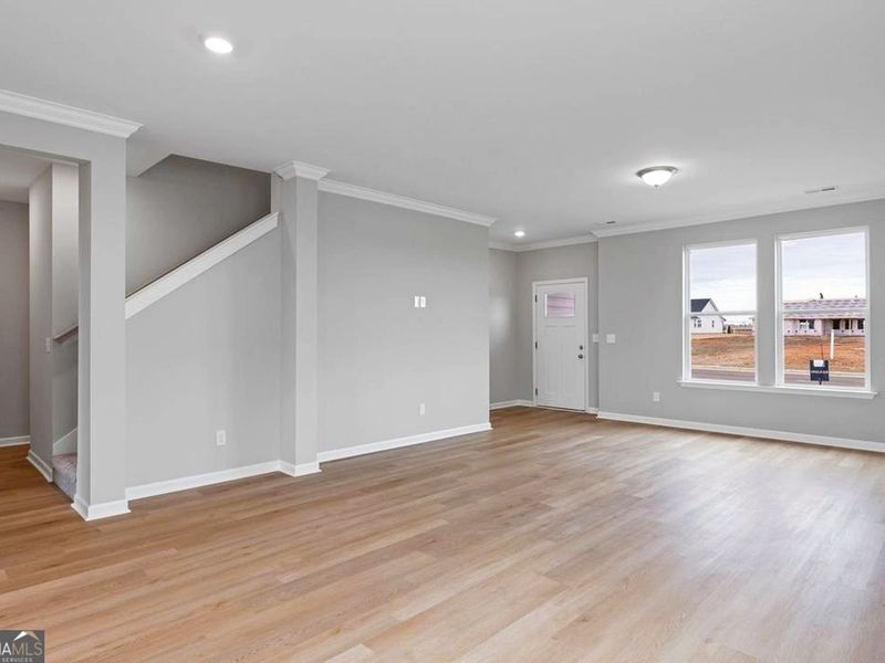 Spacious, unfurnished interior of a new home in Ivy Glen, Perry (Image 8).