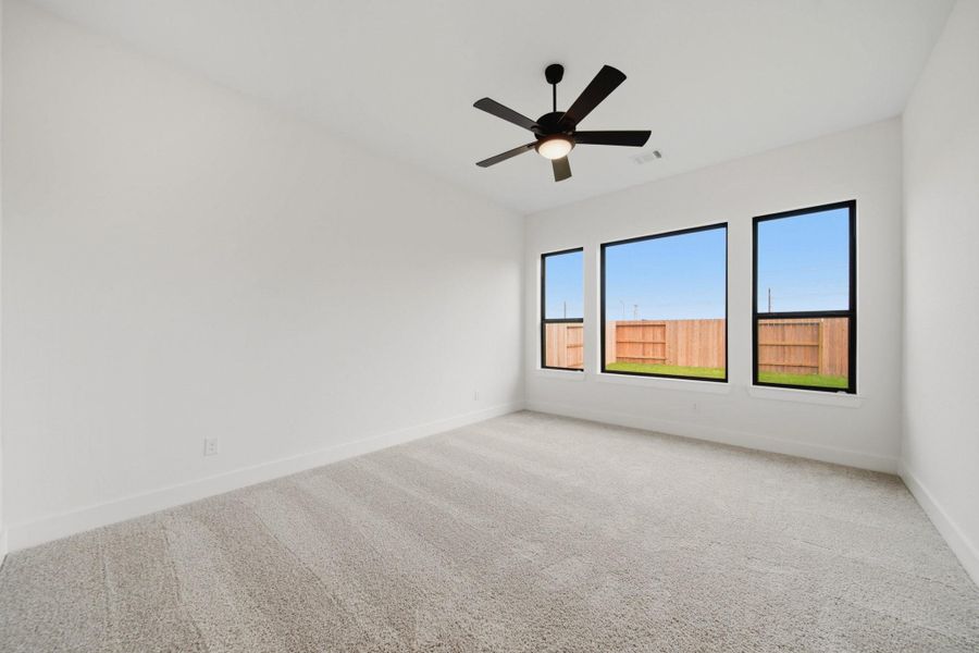 Spacious, unfurnished interior of a new home in , Katy (Image 15).