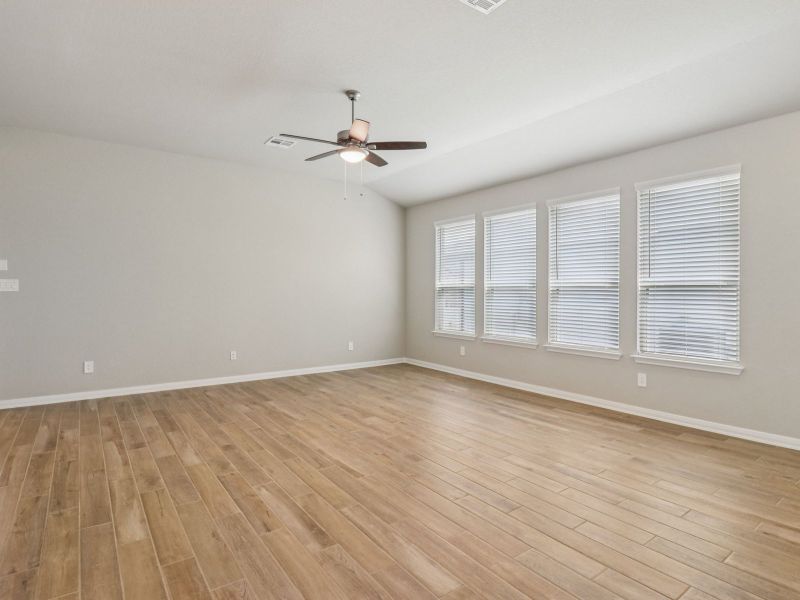 Spacious, unfurnished interior of a new home in Arcadia Ridge - Premier Series, San Antonio (Image 15). Spacious, unfurnished interior of a new home in Arcadia Ridge - Premier Series, San Antonio (Image 15).