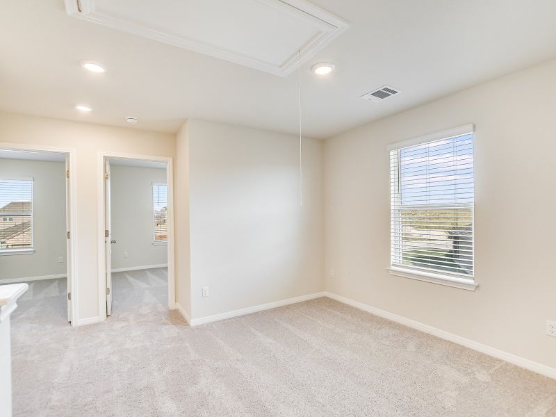 Spacious, unfurnished interior of a new home in Butler Farms - Americana Collection, Liberty Hill (Image 9).