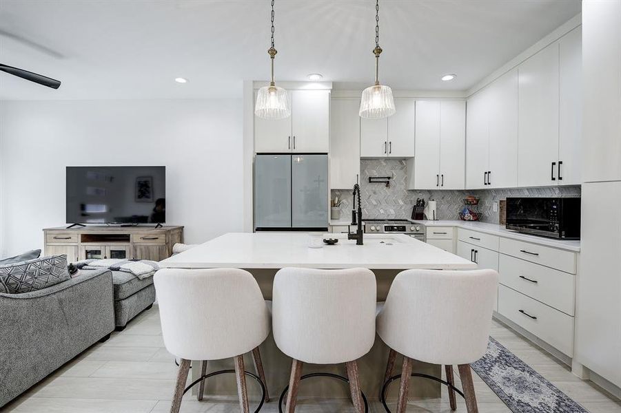 Furnished interior view inside a new home in , Granbury (Image 14). Furnished interior view inside a new home in , Granbury (Image 14).