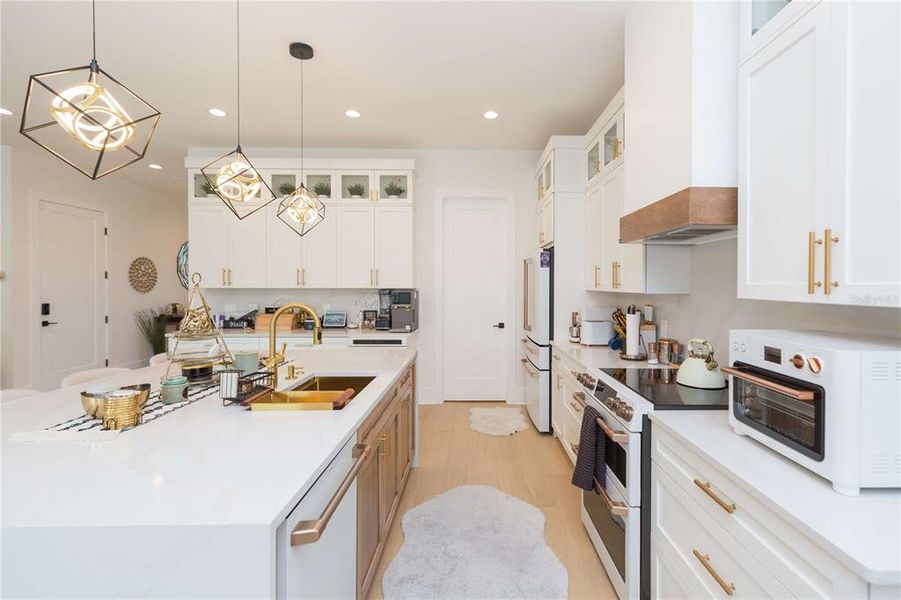 Furnished interior view inside a new home in , Tampa (Image 49).