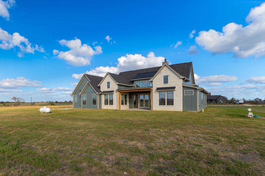 Exterior details and patio area of a home in , Schulenburg (Image 26).