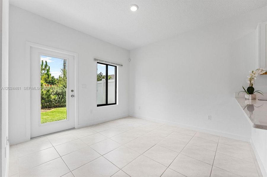Spacious, unfurnished interior of a new home in , Lake Worth (Image 59). Spacious, unfurnished interior of a new home in , Lake Worth (Image 59).