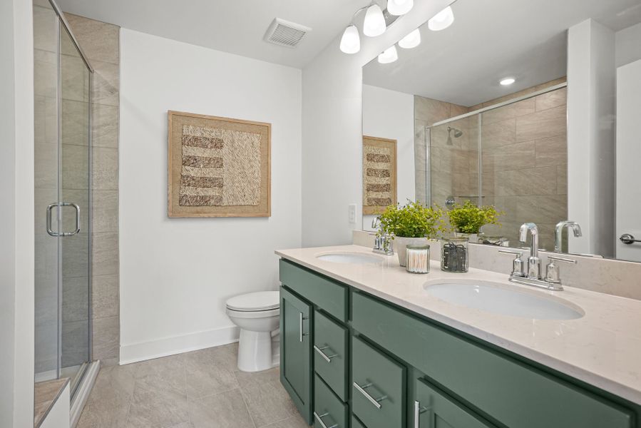Representative furnished interior of a home built from the Evans by Pulte Homes in West End Heights, Charlotte (Image 58).