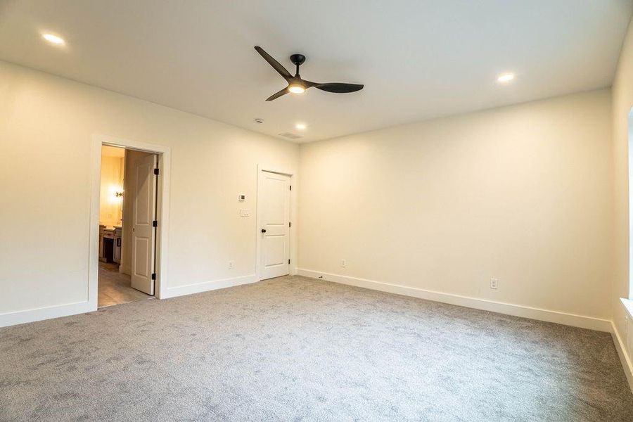 Spacious, unfurnished interior of a new home in , Loganville (Image 35).