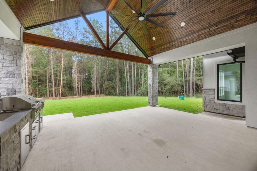 Exterior details and patio area of a home in , Montgomery (Image 3).