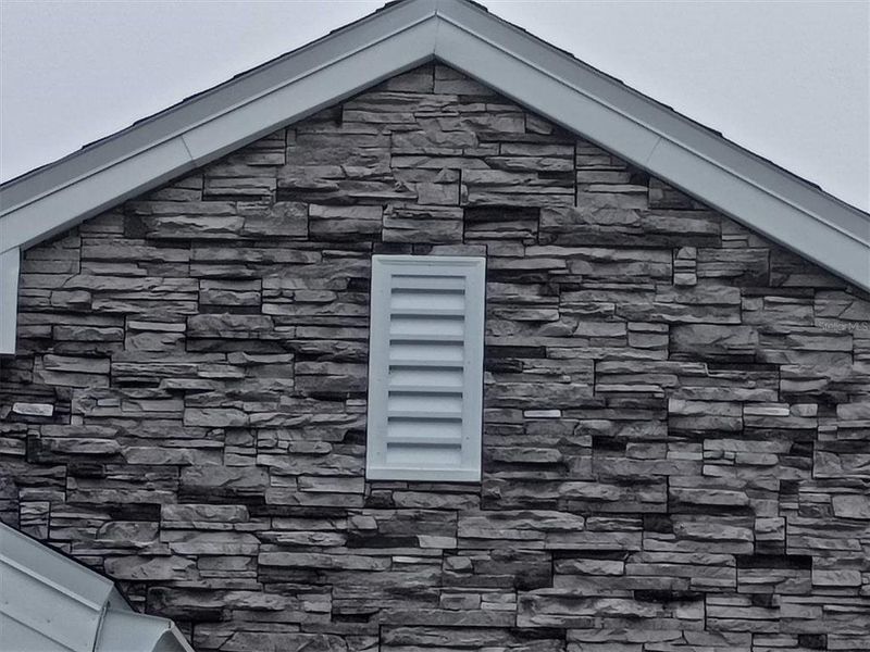 Image 85 of a home in .
