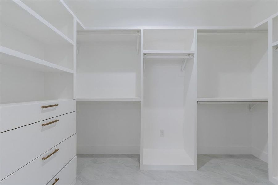 View of walk in closet