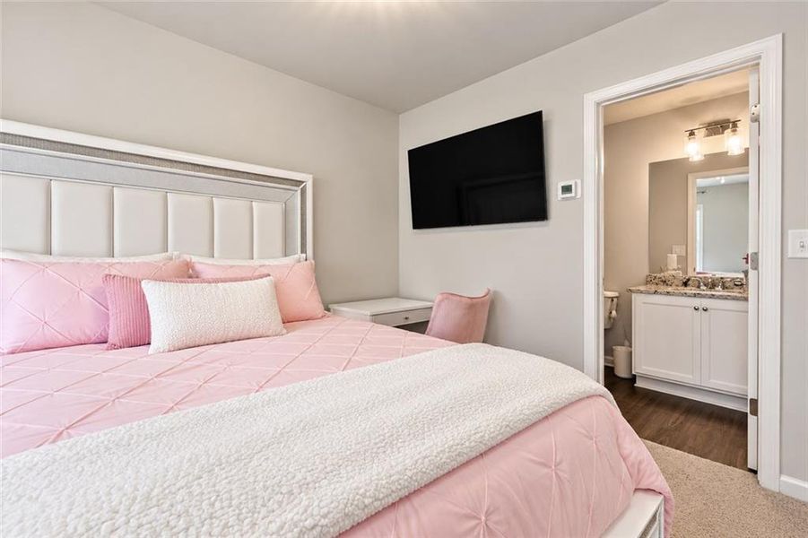 Furnished interior view inside a new home in , Lawrenceville (Image 15).
