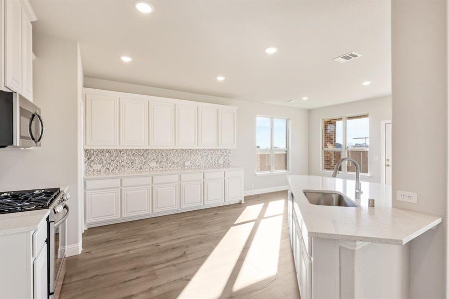 Furnished interior view inside a new home in Arcadia Trails Classic 60, Balch Springs (Image 7). Furnished interior view inside a new home in Arcadia Trails Classic 60, Balch Springs (Image 7).