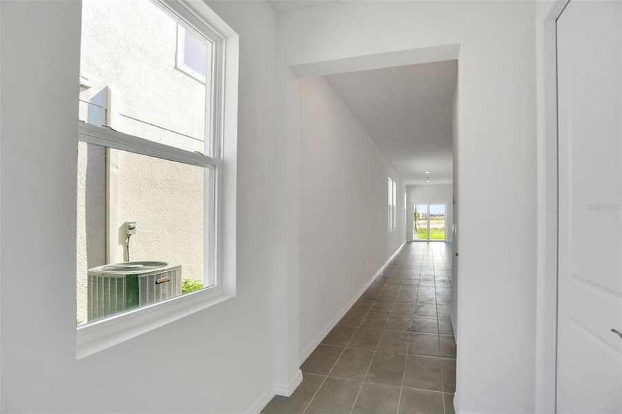 Spacious, unfurnished interior of a new home in Turnleaf, Punta Gorda (Image 24).