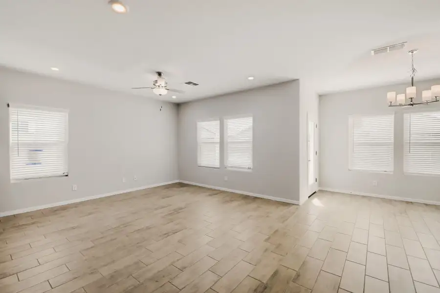 4br New Home in Maricopa, AZ.  - Slide 6