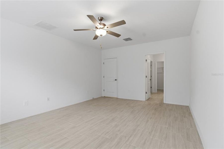 Spacious, unfurnished interior of a new home in Two Rivers, Zephyrhills (Image 28). Spacious, unfurnished interior of a new home in Two Rivers, Zephyrhills (Image 28).