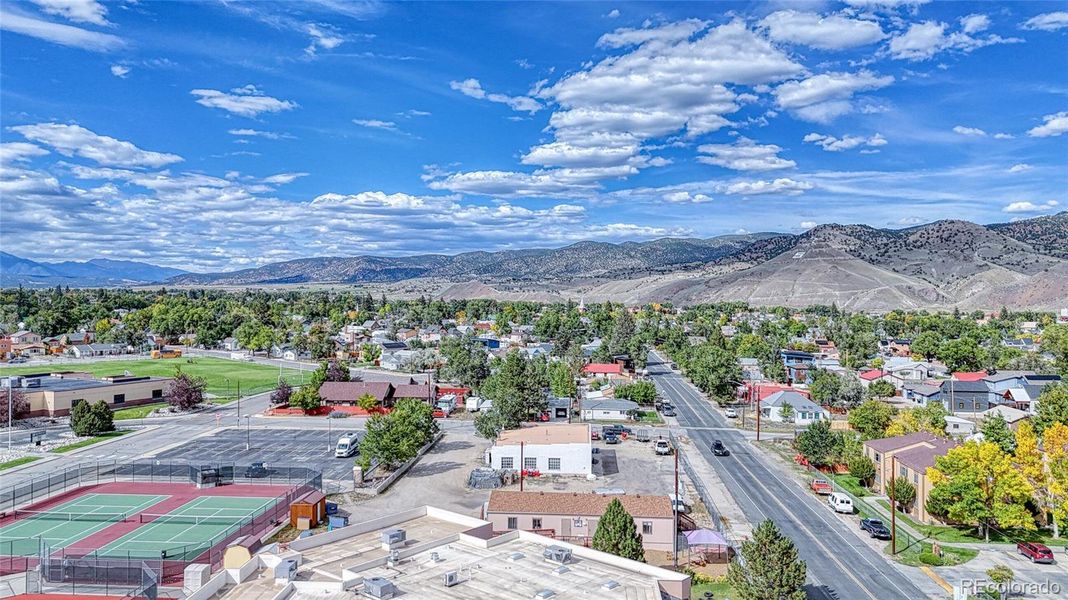 Close to all the schools and biking and walking distance to downtown Salida.
