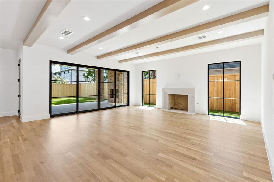 Spacious, unfurnished interior of a new home in , University Park (Image 19).