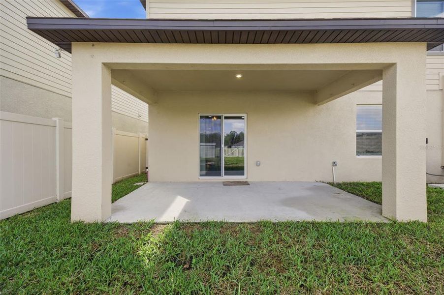 Exterior details and patio area of a home in , Plant City (Image 26).