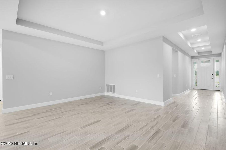 Spacious, unfurnished interior of a new home in Colbert Landings, Palm Coast (Image 23).