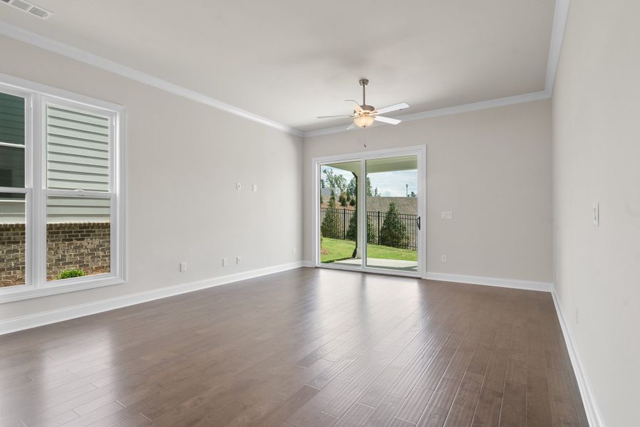 Representative unfurnished interior of a home built from the The Caplin by The Providence Group in Aberdeen, Hoschton (Image 19).