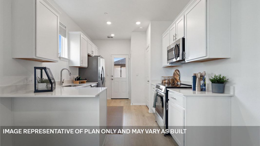 Furnished interior view inside a new home in Avery Centre, Round Rock (Image 12).