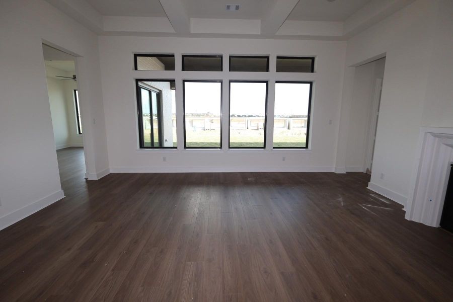Spacious, unfurnished interior of a new home in Dunham Pointe, Cypress (Image 14).