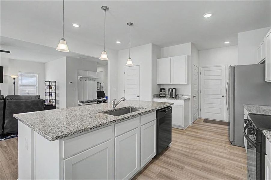 Furnished interior view inside a new home in Arrington, Adairsville (Image 8).