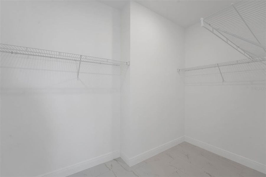 Spacious, unfurnished interior of a new home in Green Key Village, Lady Lake (Image 29).